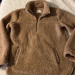 Women’s Abercrombie & Fitch pullover